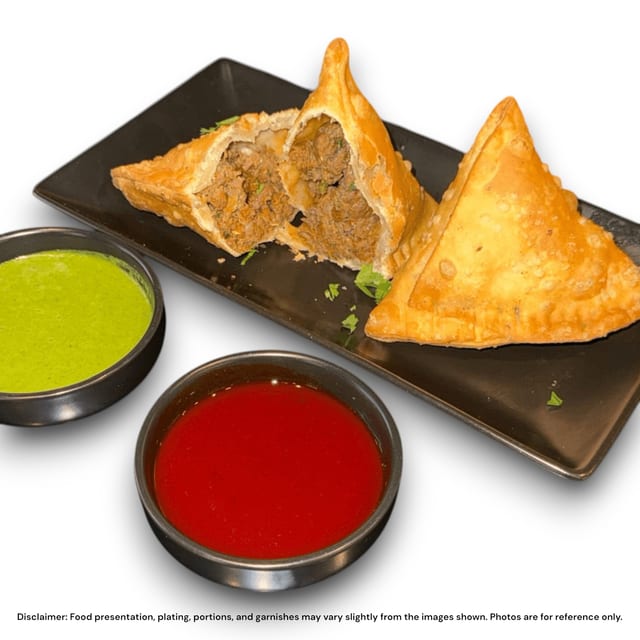 Lamb Keema Samosa (2pcs).
