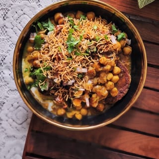 Amritsari Chole Tikki Chaat